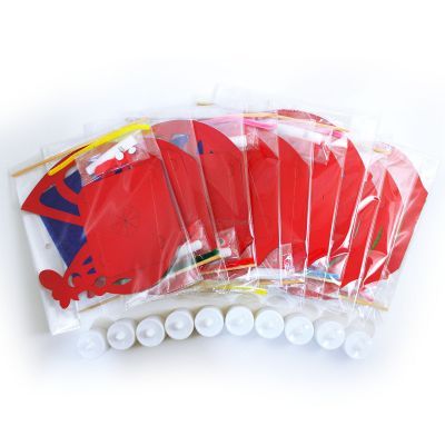 Rooster Lantern Pack of 10 - Contents