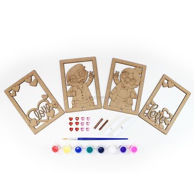 Paint With Love - 3D Grandma's And Grandpa's Deco Stand Kit - Contents